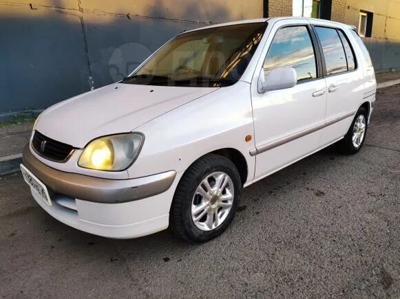 Toyota 2001 raum mpv. Тойота раум 2001 года тюнинг. Toyota raum 2001 года. Тойота раум 2001г. Тойота раум 2001 год.