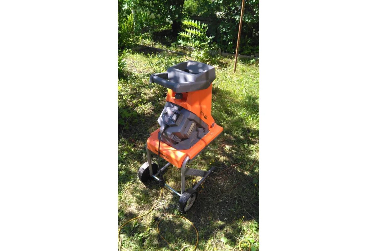 Измельчитель дэу 3000е фото. Daewoo dsr 3000e. Садовый измельчитель электрический daewoo dsr 2700e как поменять ножи на. Daewoo dsr 2700e. Daewoo dsr 2700e.