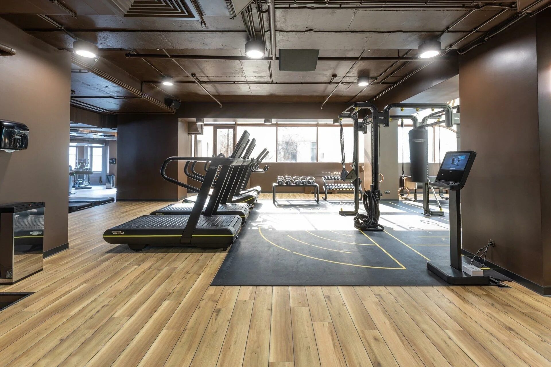 А9 фитнес семеновская. A fitness кисловский. а9 фитнес электрозаводская. премиум фитнес. фитнес клуб премиум.