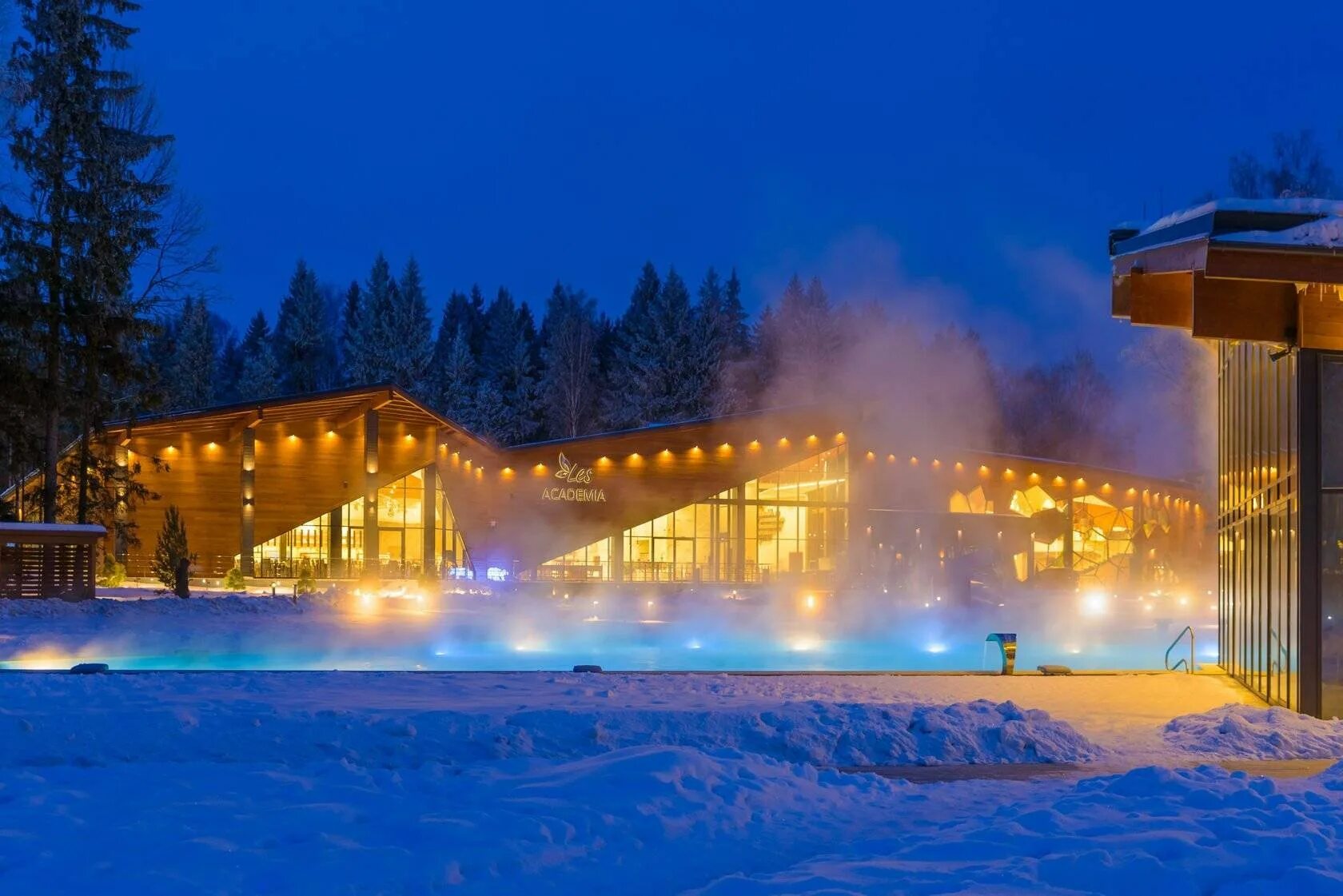 Завьялиха горнолыжный курорт. Снежный горнолыжный курорт коттеджи. Отель яхонты ногинск. Яхонты ногинск схема территории. Отель лес арт резорт "les art resort", подмосковье.