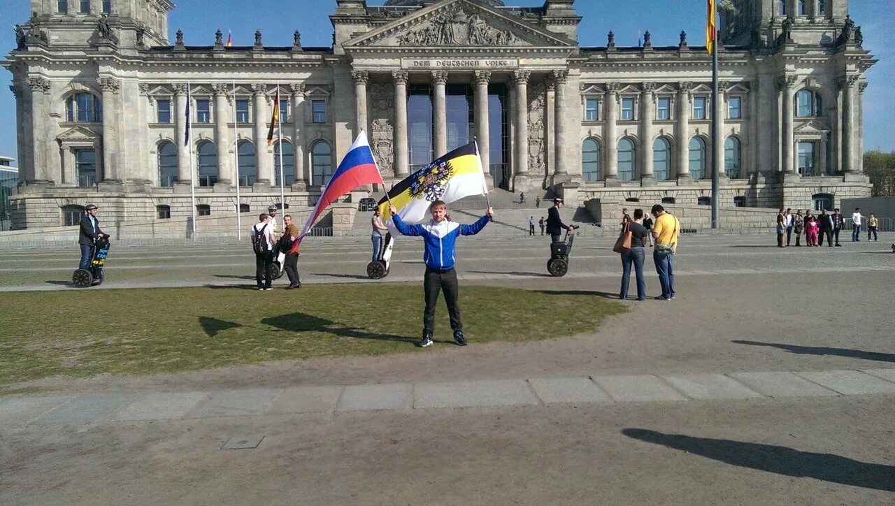 Время в Германии сейчас. Точное время в Берлине. Время в Берлине сейчас. Который час в Германии сейчас. Летнее время в германии