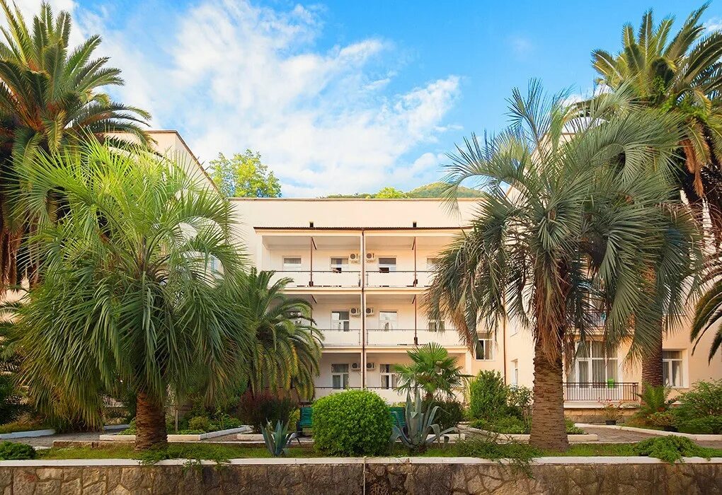 Корпус амра. Амра отель второй корпус. Амра парк отель абхазия. Amra park hotel spa абхазия. Amra park-hotel & spa, абхазия, гагра.