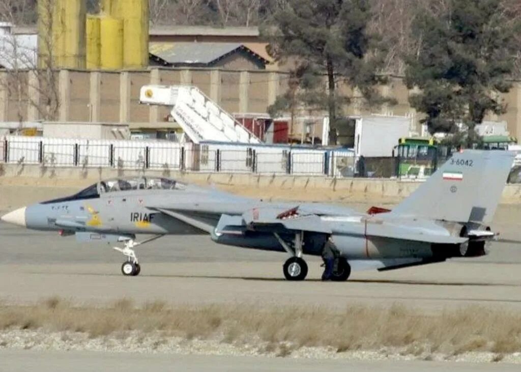 F14 томкэт иран. F 14 iriaf. F-14 томкэт. F 14 iriaf. F-14 томкэт.