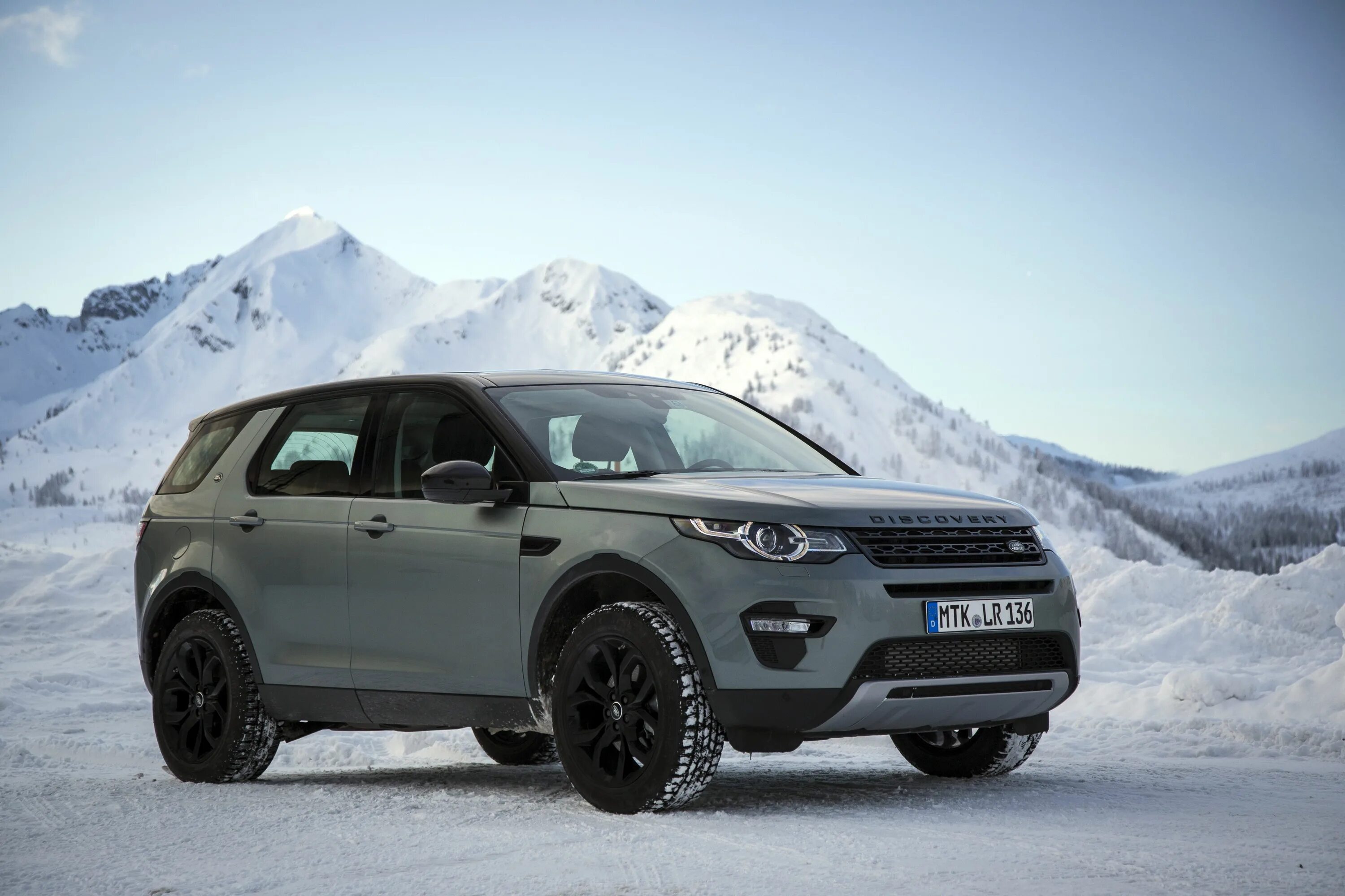 Discovery sport 2.0. Land Rover Discovery Sport l550. Land Rover Discovery Sport 2014. Рендж Ровер Дискавери 2021. Range Rover Discovery Sport 2021.