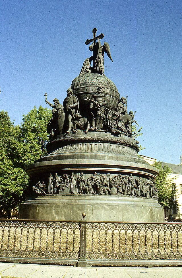 какие памятники были созданы в 20. памятники культуры созданные. михаил микешин тысячелетие россии. памятники культуры xx века. микешин.