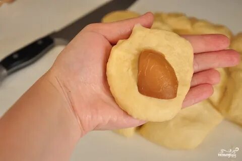 Вареное тесто с начинкой