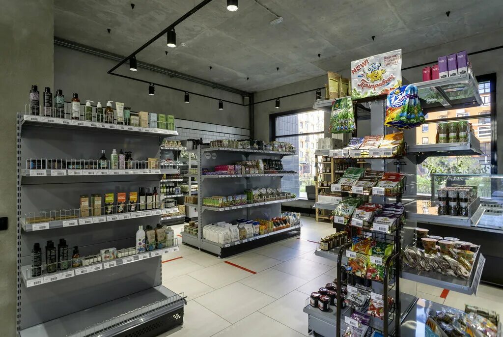 Молочный отдел в магазине. Магазины продуктов питания москва. Магазин натуральной продукции. Красивый продуктовый магазин. Магазин вкусвилл.