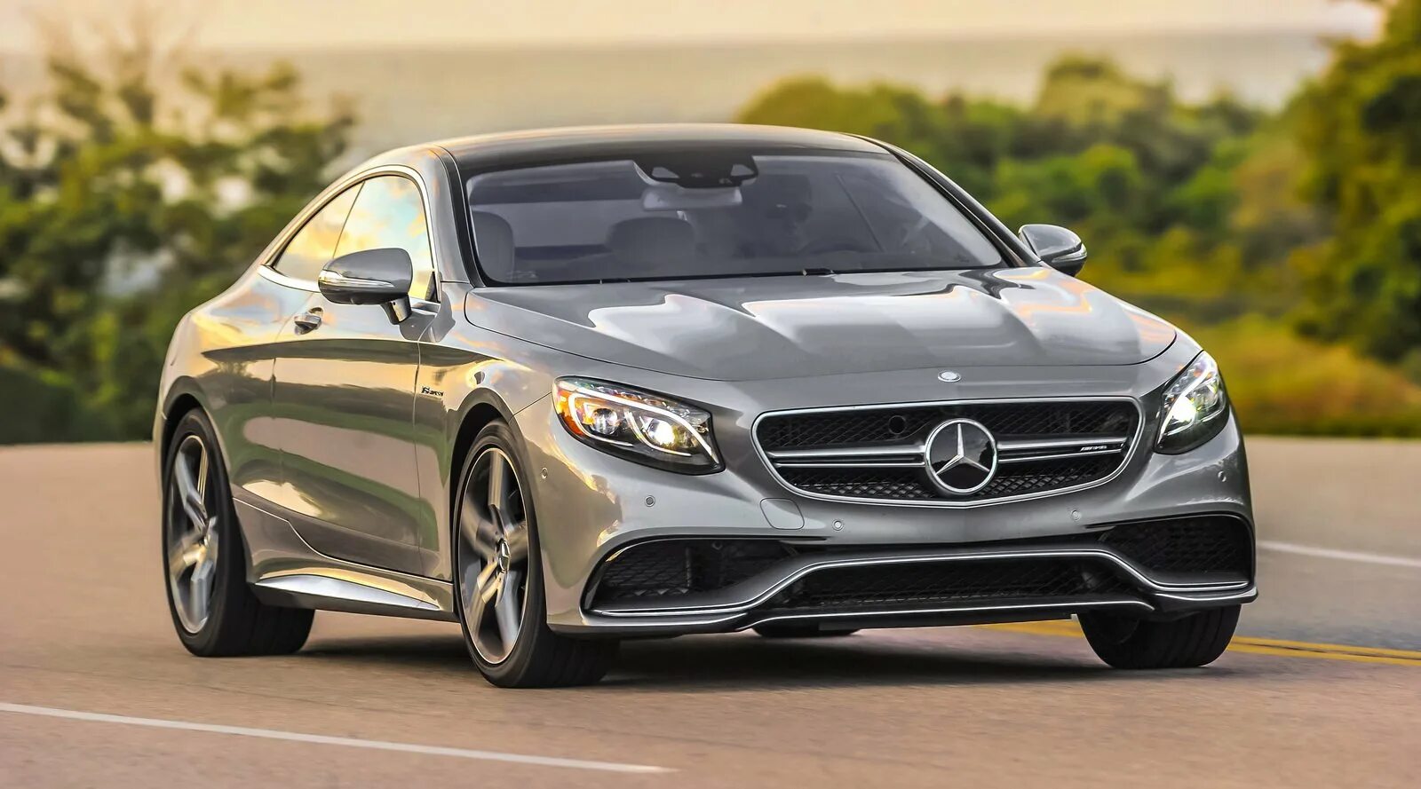 Мерседес бенц 2015 года. Mercedes 2015. Мерседес Бенц 2015. Мерседес-Бенц AMG S 63 4matic. Мерседес s 2015.