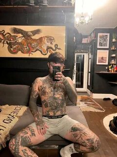 yungn0rth's tweet photo. 