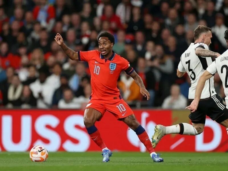 Швеция англия 2012. England vs germany 2010. Венгрия англия футбол. Англия 4 номер. Англия 4 номер.