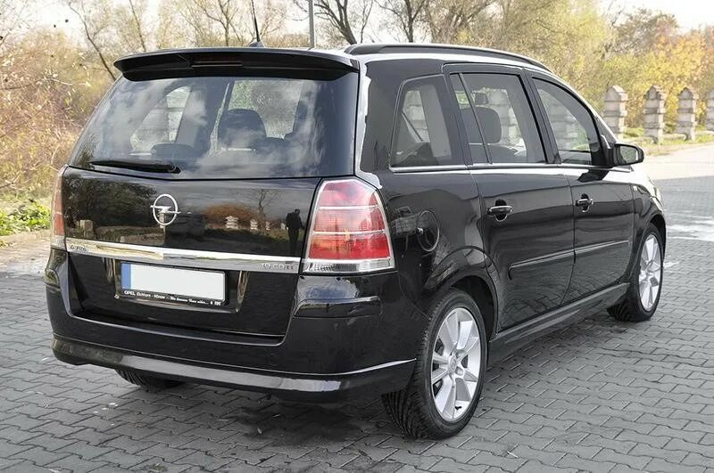 Накладки опель зафира б. Opel Zafira b 2006 универсал. Зафира 2 2006. Opel Zafira b 2005. Opel Zafira b 2009.