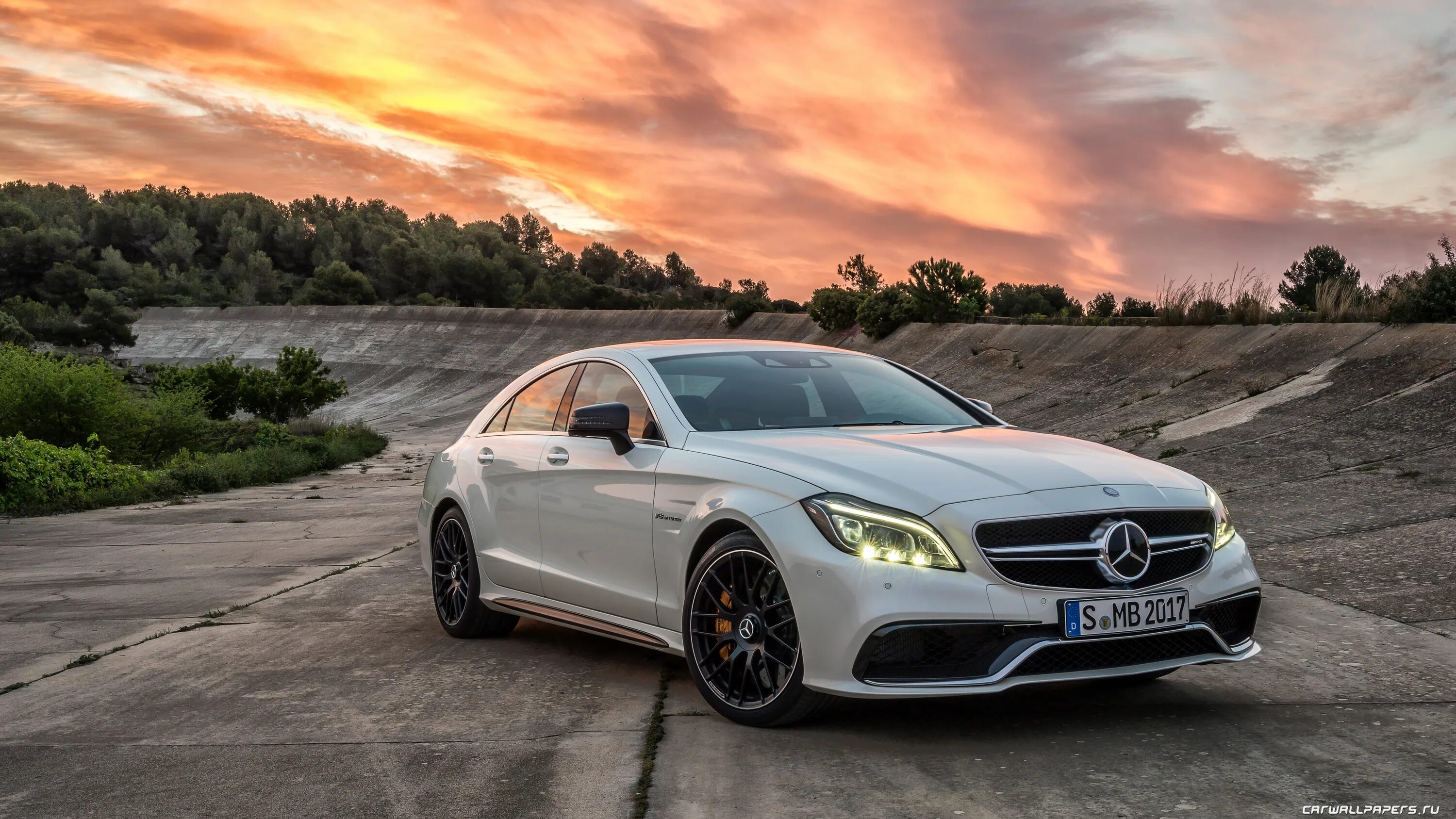 Mercedes benz cls 63. Mercedes benz cls 63 amg. Mercedes c class amg 2014. Mercedes-benz s550. Mercedes benz s 550 4 matic.