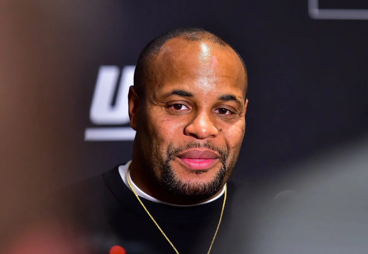 Кормье биография. Кормье. Daniel cormier. Боец Даниэль Кормье. Даниэль Кормье фото.