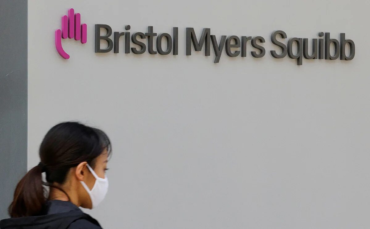 Сми сообщили о росте. Фармацевтика Швейцарии. Bristol Myers Squibb (BMS) - американская. Мадина Плиева Бристол Майерс Сквибб. Компания Swixx Biopharma.