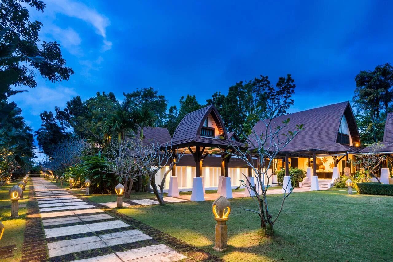 Krishna beach resort and spa 3
