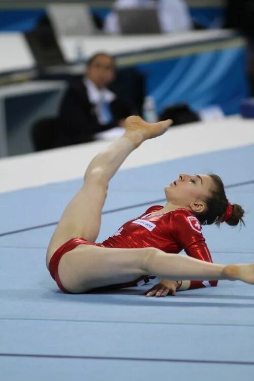 Sportsmenki mybb. Spotsmenki. Шарапова почта. Бенчич в купальнике. Sportsmenki mybb.
