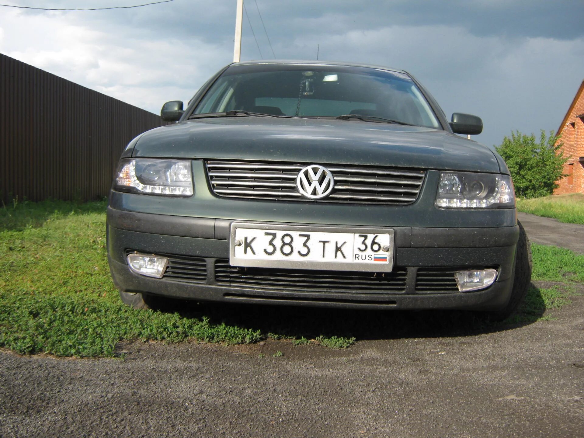 Противотуманные фары б5. VW Passat b5 противотуманки. ПТФ Пассат б5 1999. VW Passat 2000 ПТФ. Туманки Пассат б5.