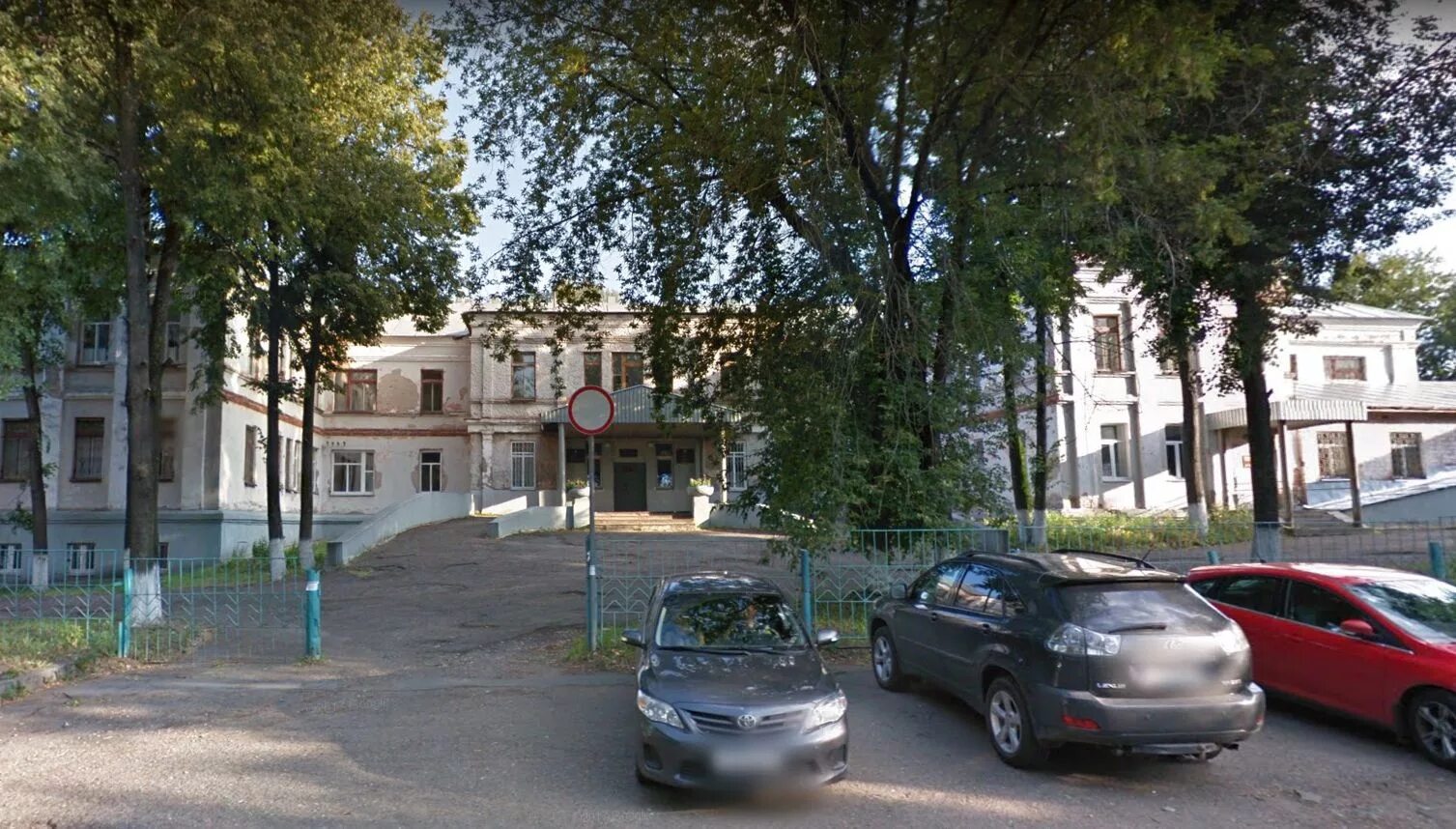 Гкб 7 роддом. Бывший роддом 3. Роддом областной больницы в новосибирске. 3 роддом ижевск. 3 роддом нежинская фото.