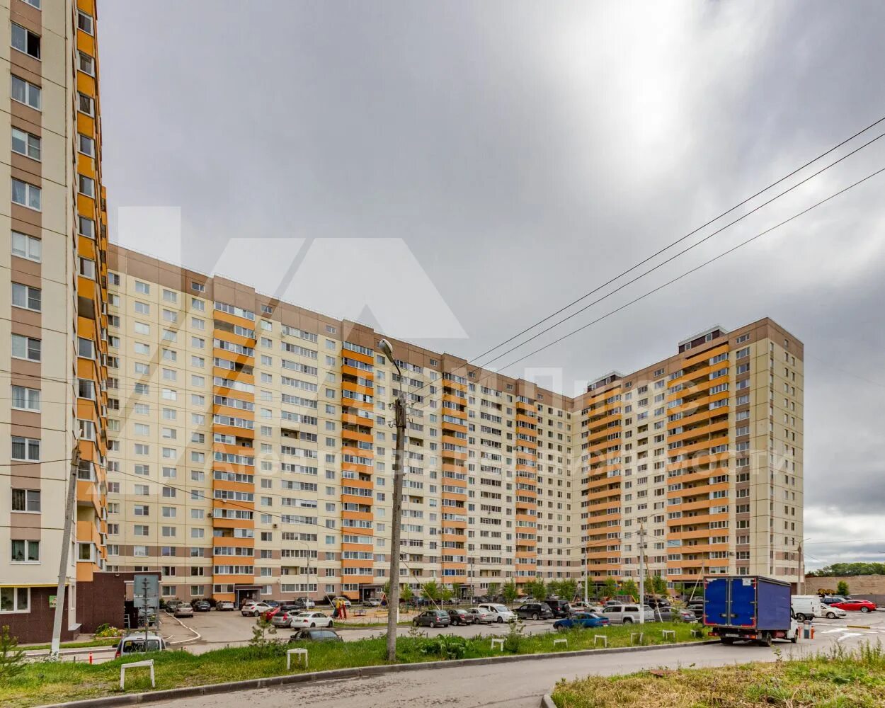 Купить 1-комнатную квартиру, 41.2 м² по адресу Вологда, улица Сергея Преминина, 