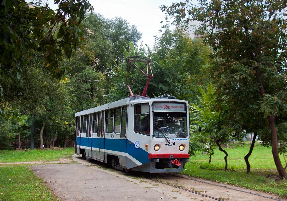 Трамвай 47 маршрут москва остановки. 71-608км Москва. Трамвай 47. Дм 47 трамвай. Трамвай 47 в центр.