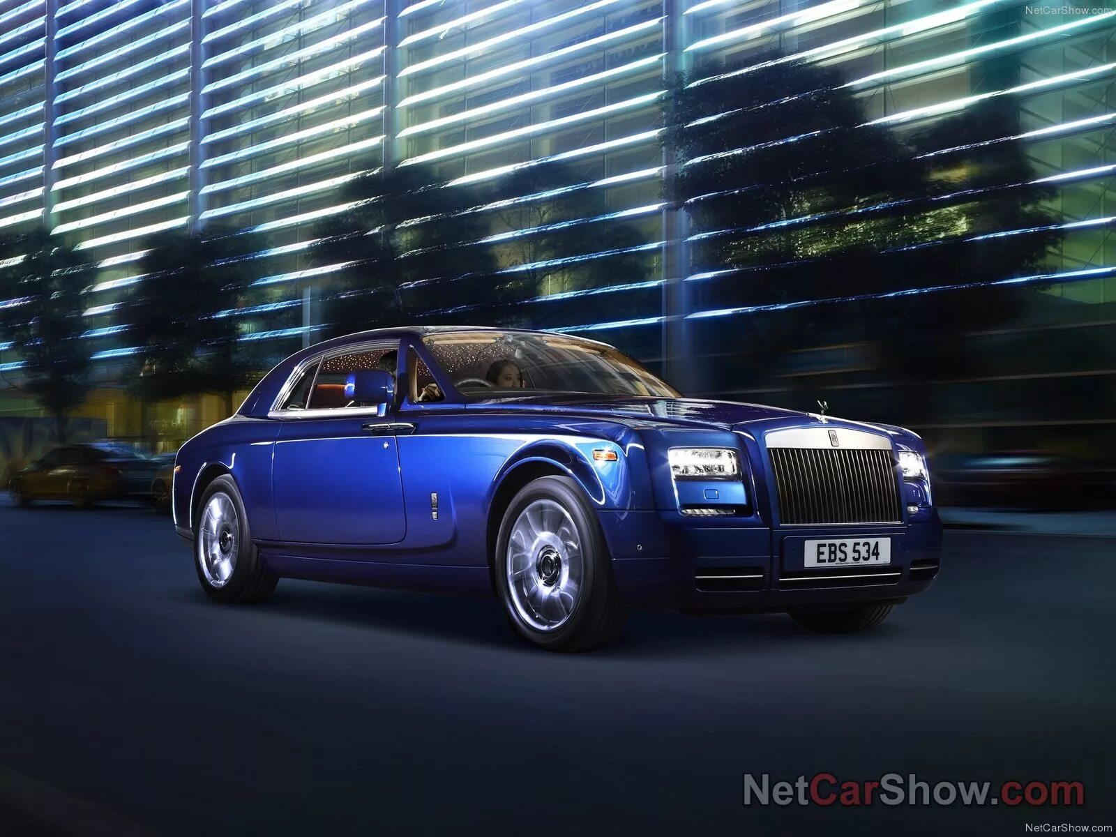 Rolls royce v. Роллс ройс купе. автомобиль роллс ройс фантом. rolls royce phantom 2016.
