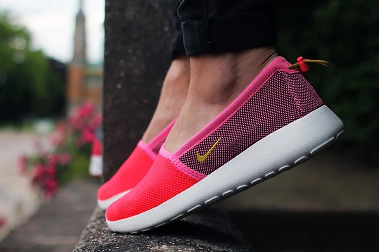 Nike Roshe Run Slip on. Nike Roshe one. Nike Slip on. Найк без шнурков женские. Найк без шнурков