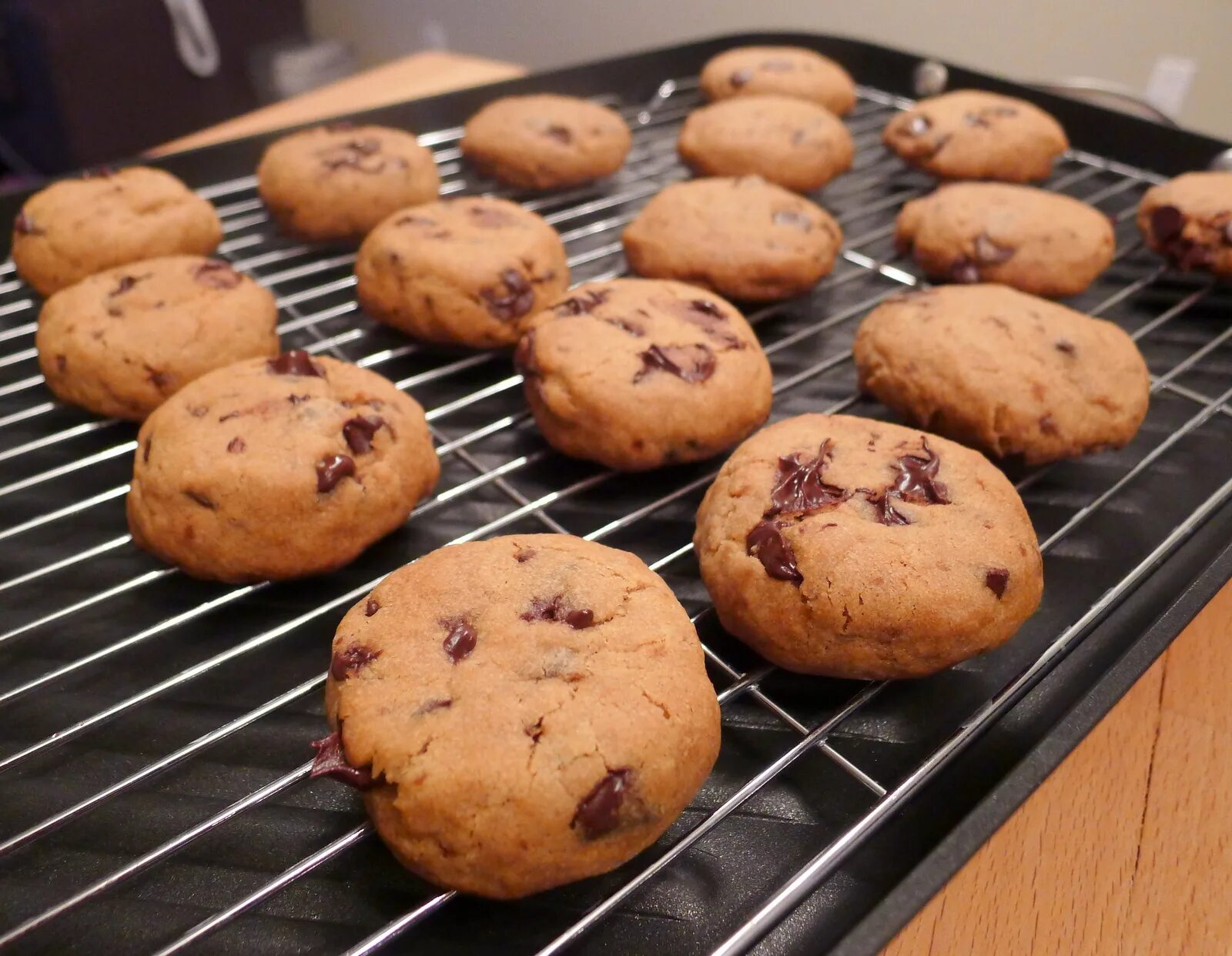 Cooking baking. Кокосовые печенья Анны Олсон. Выпечка с Анной Олсон печенье из жидкого. Baking. Bake Oven Apple pie.