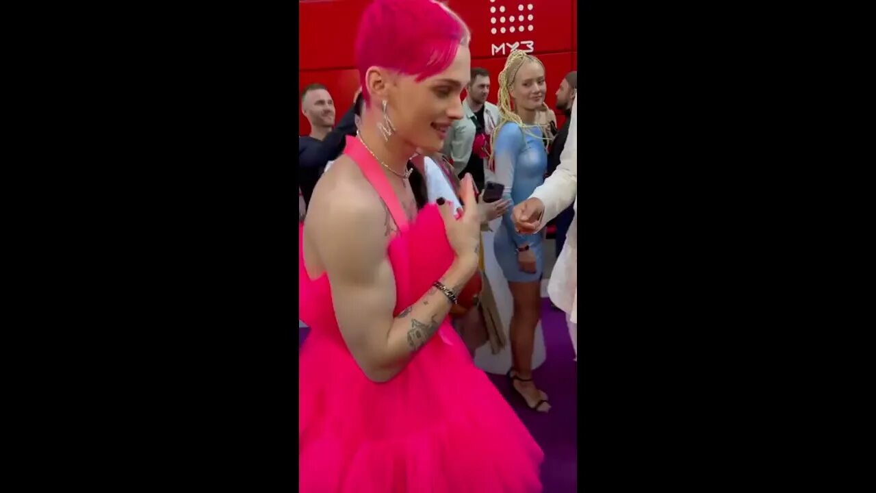 Дани милохин лапки. Дани милохин лапки