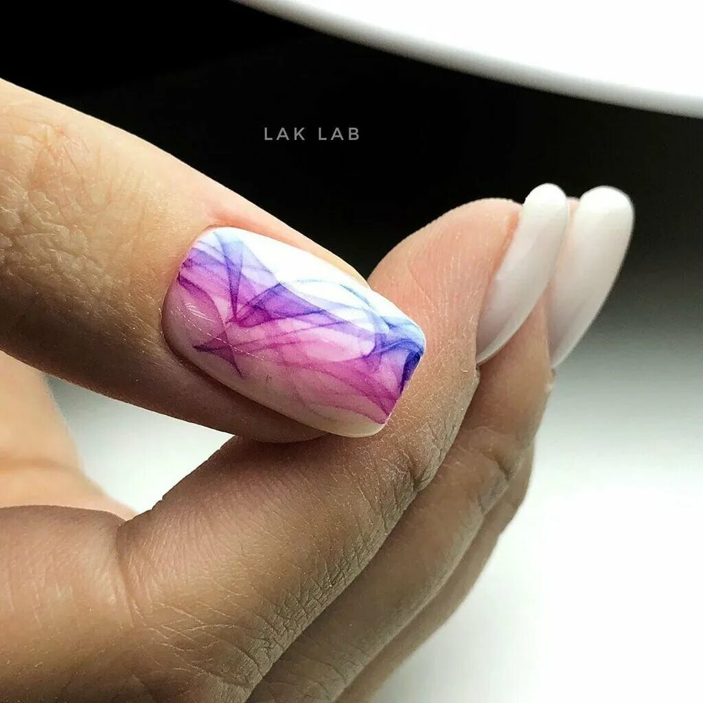 Лак лаб митино. Интерьер студии маникюра. Студия маникюра lak lab митино. Lak lab nails. Лак лаб митино.