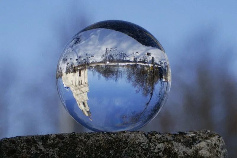 Протоиерей андрей спиридонов. Баган мьянма воздушный шар. Елочный шар с храмом. Природная сфера. Успенский собор омск купола.