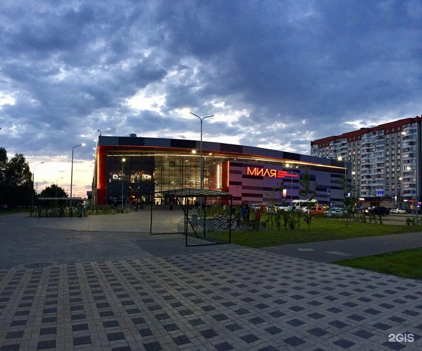 магазин миля в жулебино. тц миля в жулебино сегодня. магазин миля в жулебино. трц в жулебино авиаконструктора миля. метро жулебино тц миля.
