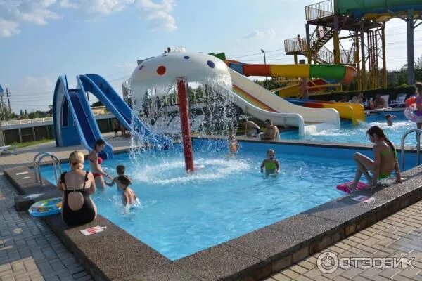 Лазаревское аквапарк морская звезда фото. Морская аквапарк ростовская область. Лазаревское морская звезда горки. Аквапарк лазаревское морская звезда горки. Морская аквапарк ростовская область.