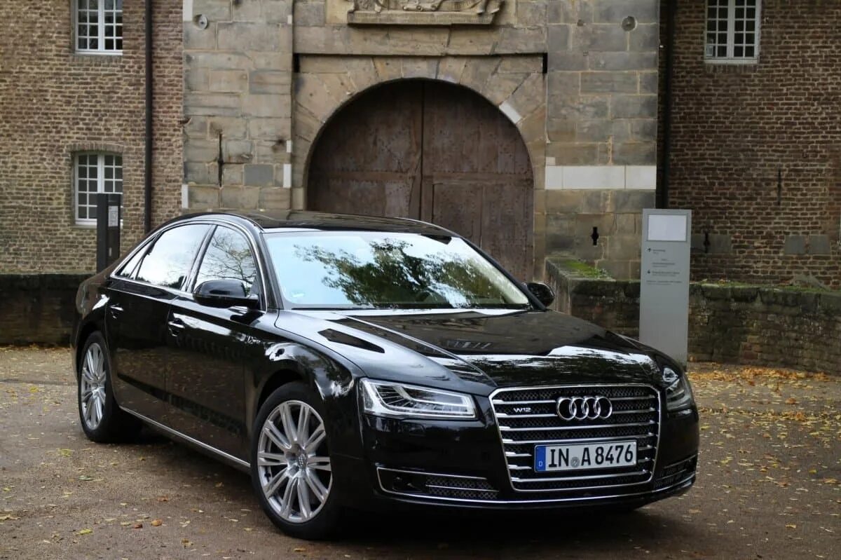 Audi a8. Ауди а8 д4. Audi a8 d4. Audi a8 d4 2013. Купить ауди а8 в россии