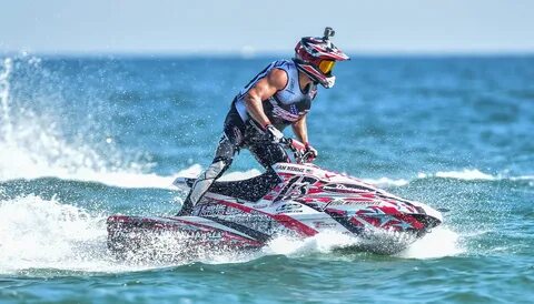 Jet skiing перевод