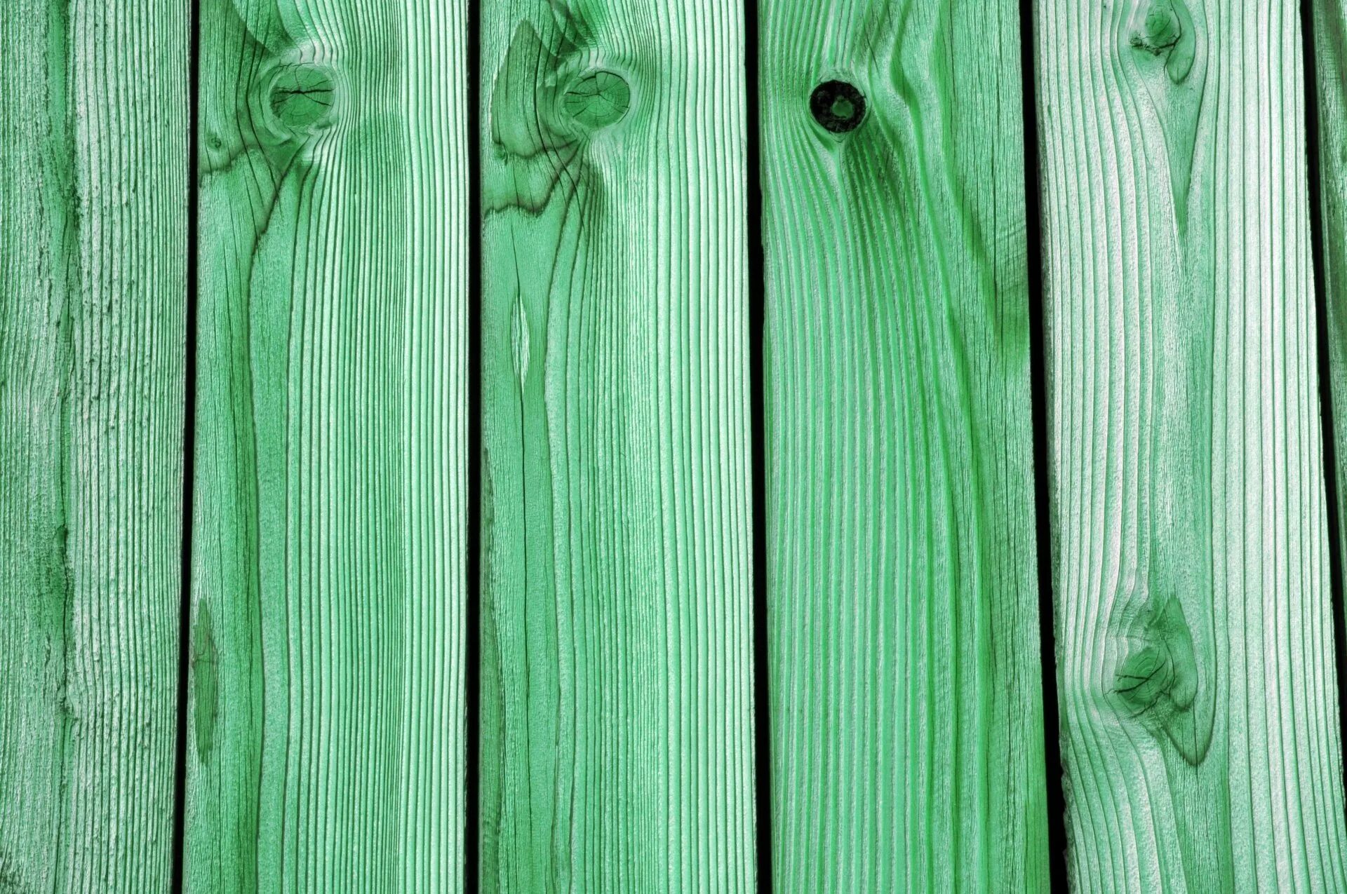 Доска цветная. Дерево доска. Текстура дерева доски. Фон деревянные доски. Зеленый деревянный забор.