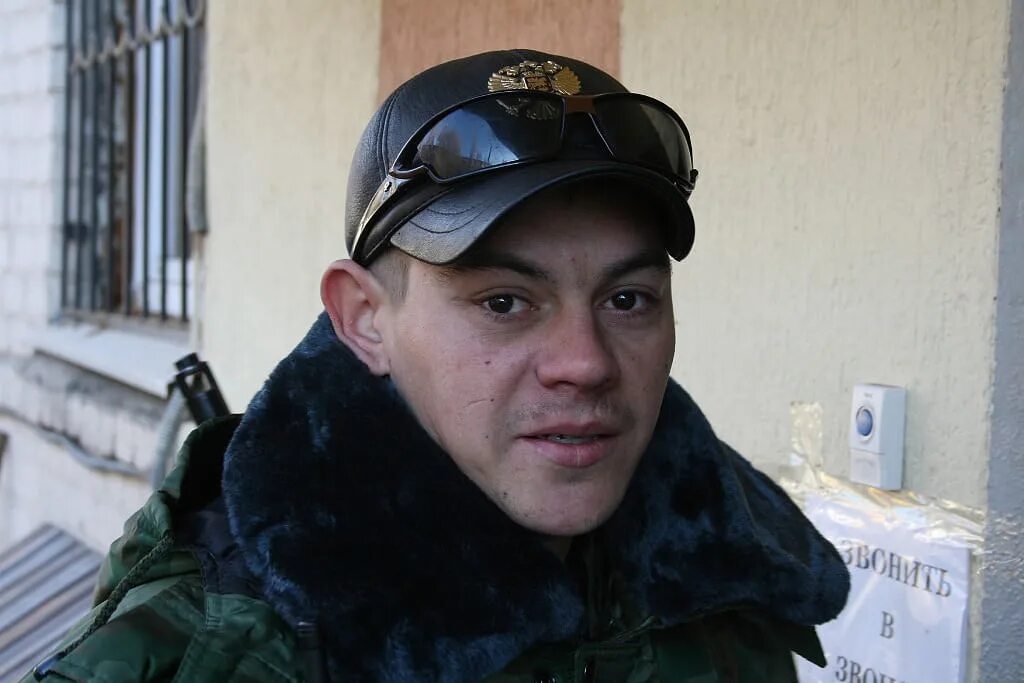 Позывной олега. Виталий золотущенко. Гордиевский олег станиславович. Капитан вдв. Ополченец донбасса позывной псих.