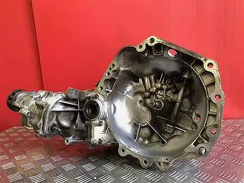 Механическая коробка передач toyota caldina. Ниссан атлас 4wd раздатка. 4wd коробка передач. 4wd коробка передач. Suzuki sx4 коробка передач.