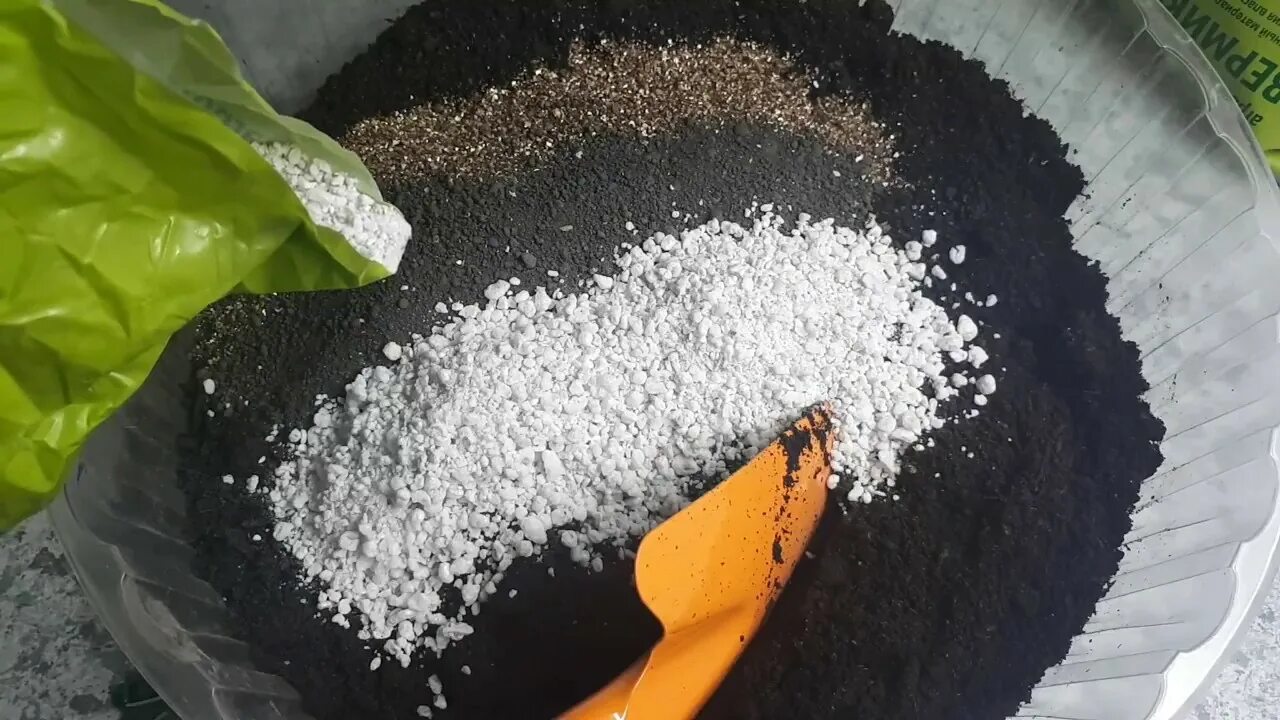 Что добавить в почву