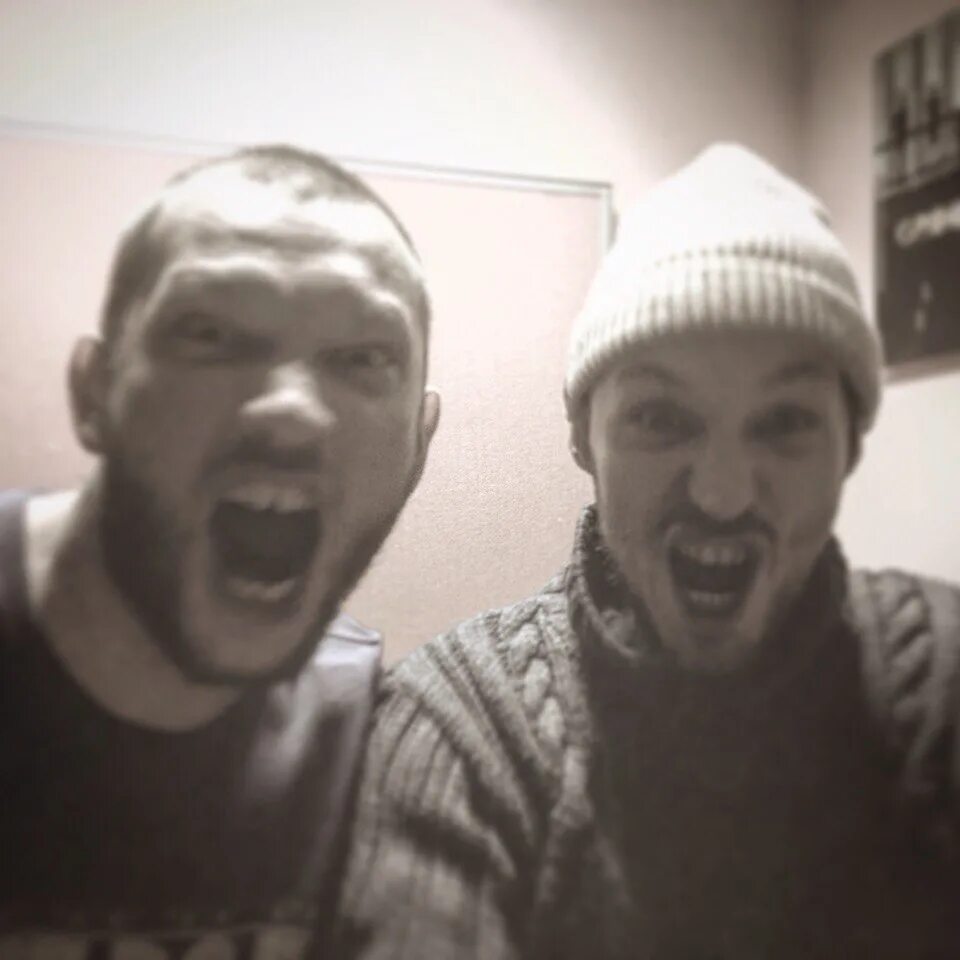 Клоунеско группа. Альбомба. Ek playaz группа. Клоунеско группа. Снова поменяли бабки на травку слушать.