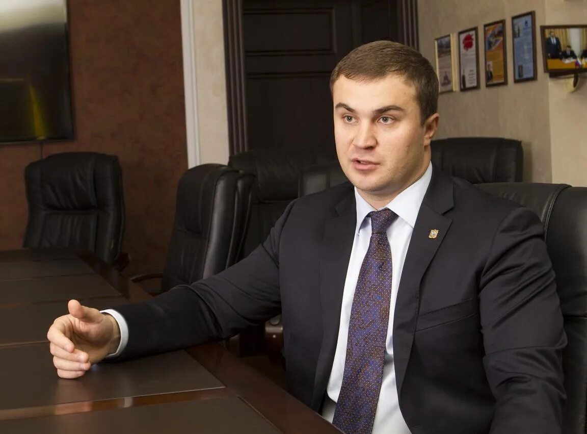 Хоценко губернатор. Хоценко виталий павлович. председатель правительства виталий хоценко. глава правительства днр виталий хоценко. виталий хоценко днр.
