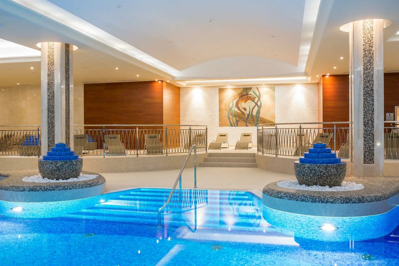 Отель ривьера резорт. Отель riviera sunrise resort&amp;spa (крым). рэдиссон резорт спа алушта. алушта отель ривьера санрайз резорт и спа. ривьера санрайз крым алушта.