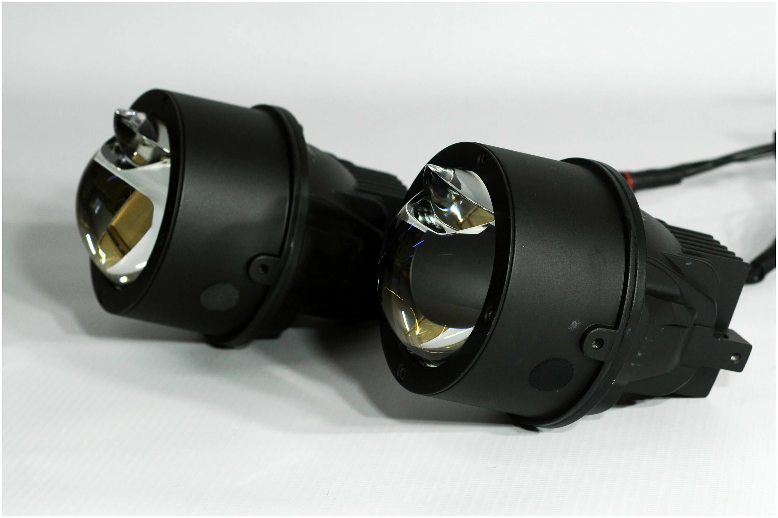 0" 5000k 12v. Viper laser pro h11. Фонарь задний jy-2l 5/560089. Би диодная линза dixel x bright led y6 3. 0 4500k 12v.