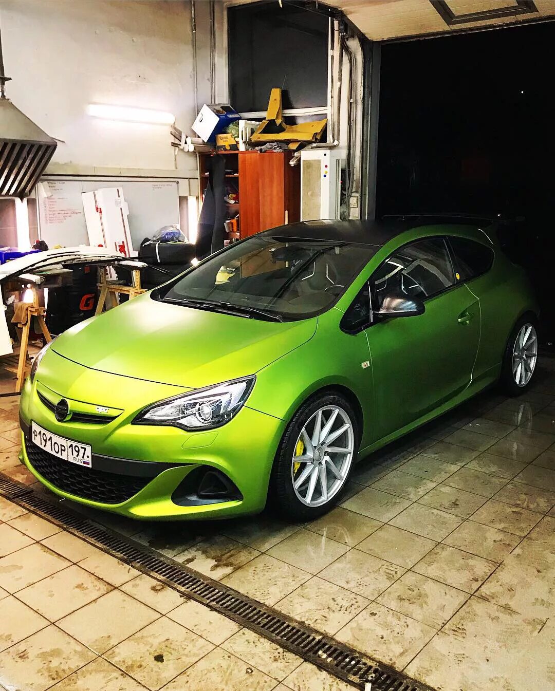 Купить опель в германии. Opel Astra OPC Motorsport. Green Opel 118. Опель GTS Tuning. Опель GTS 1991.