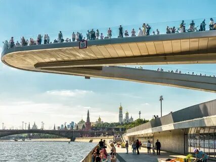 Полет над москвой рекой