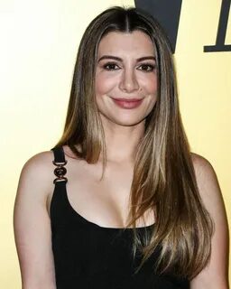 Nasim pedrad body