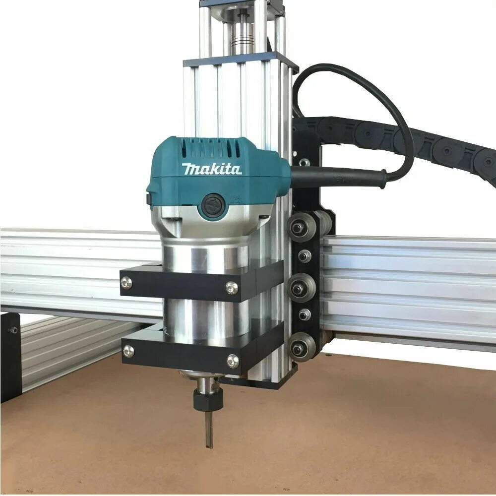 Makita rt0700c аксессуары. Фрезер по алюминию. Cnc1610 фрезеровка алюминия. Фрезер по алюминию. Станки чпу cnc wood router.