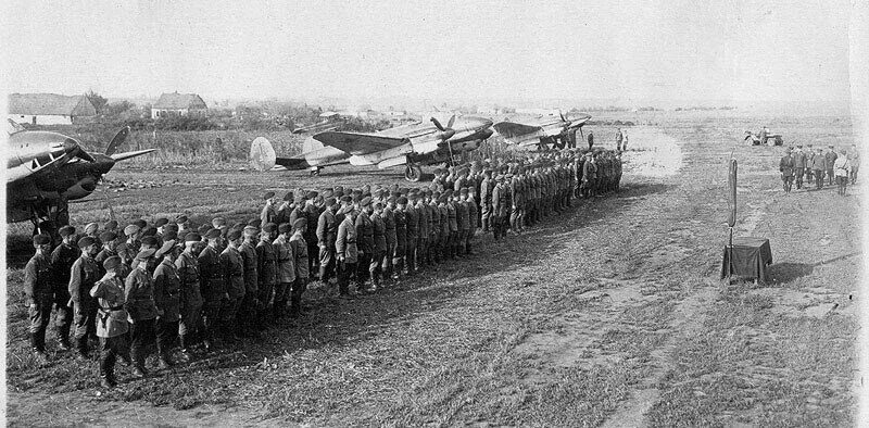 Пе-2 34-го гв. Насос погружной vodotok. Сержант ; ст. Гв 125. Гвардейский истребительный 5 авиаполк.