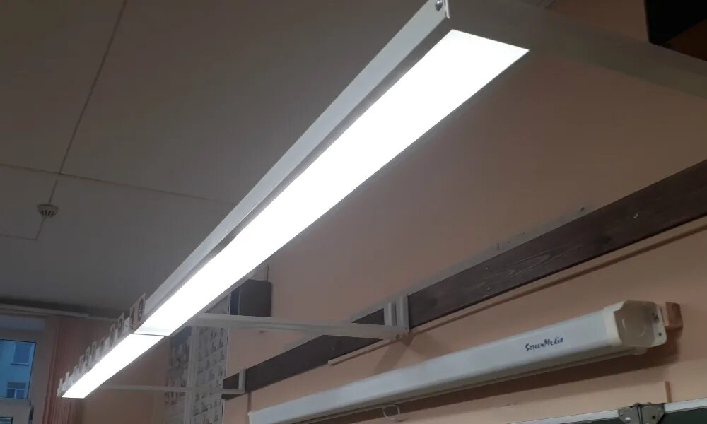 Светодиодный светильник для школьных досок «школьник led» dl78-08-12(ш). Светильник для школьной доски sofit лспо 01-1х58-ш софит светодиодный. Светильник лбо 46-36-003 class. Лбо46-36-003 class. Светильник светодиодный master 20 led ip20 для школьных досок.