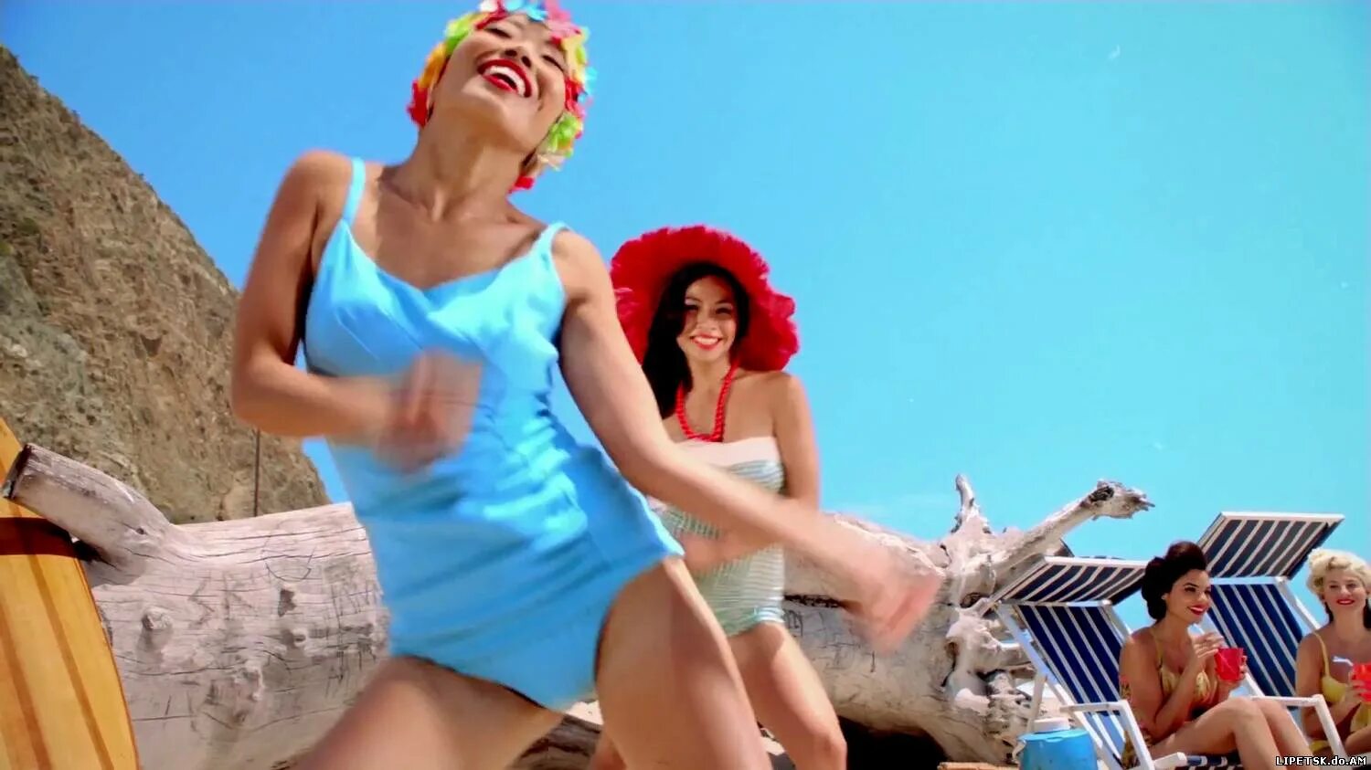 нюша цунами 2014. крутые видеоклипы. Satisfaction benny. дженнифер лопес и питбуль на сцене. Cheryl cole call my name.