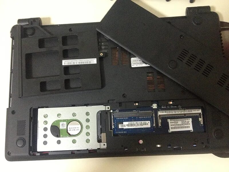 7 видит ssd. Acer e5-572g. Es1 572 Keyboard. Np915s3g SSD. Re-s-x6-64g SSD.